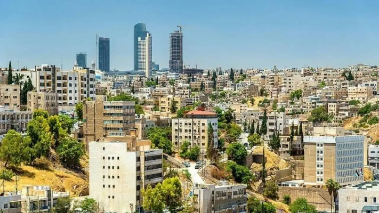 طقس استثنائي.. الأرصاد تكشف عن ارتفاع درجات حرارة شهر شباط وتغيرات بمعدلات الأمطار